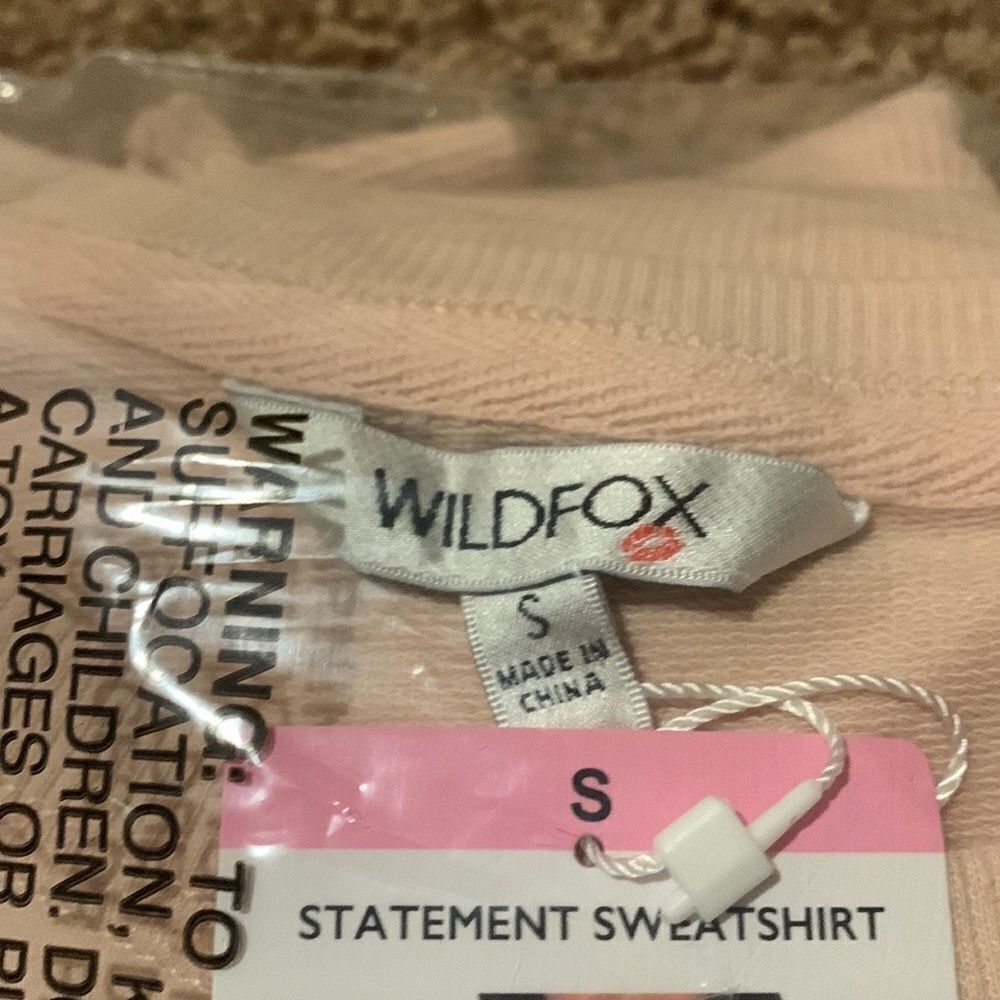 WildFox Statement sweatshirt. Small. NWT - Picture 4 of 5